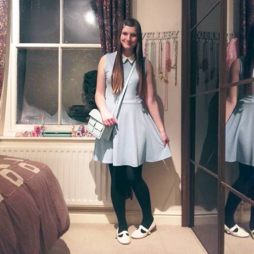 eatjennycakes: Outfit of the night, drinks with friends #ootn #outfitofthenight #outfit #cute #kawai