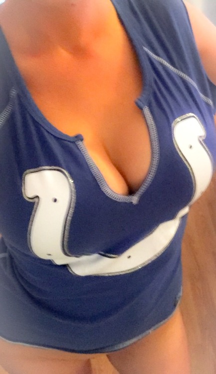 stayswet: Gotta celebrate a win! Go Colts!!!I hope they win the rest of the way ❤