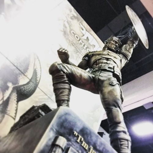 I&rsquo;m just a kid from Brooklyn. #captainamerica #marvel #statue #sdcc #comicon #sandiegocomi