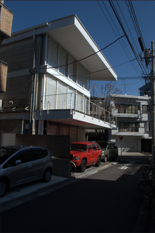 CURTAIN WALL HOUSETokyo, Japan1995By Shigeru Ban ArchitectsThe client of this house has long enjoyed