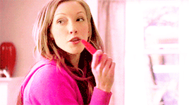leonard-snarts:favorite character meme |  [2/2] colors↳  Pink