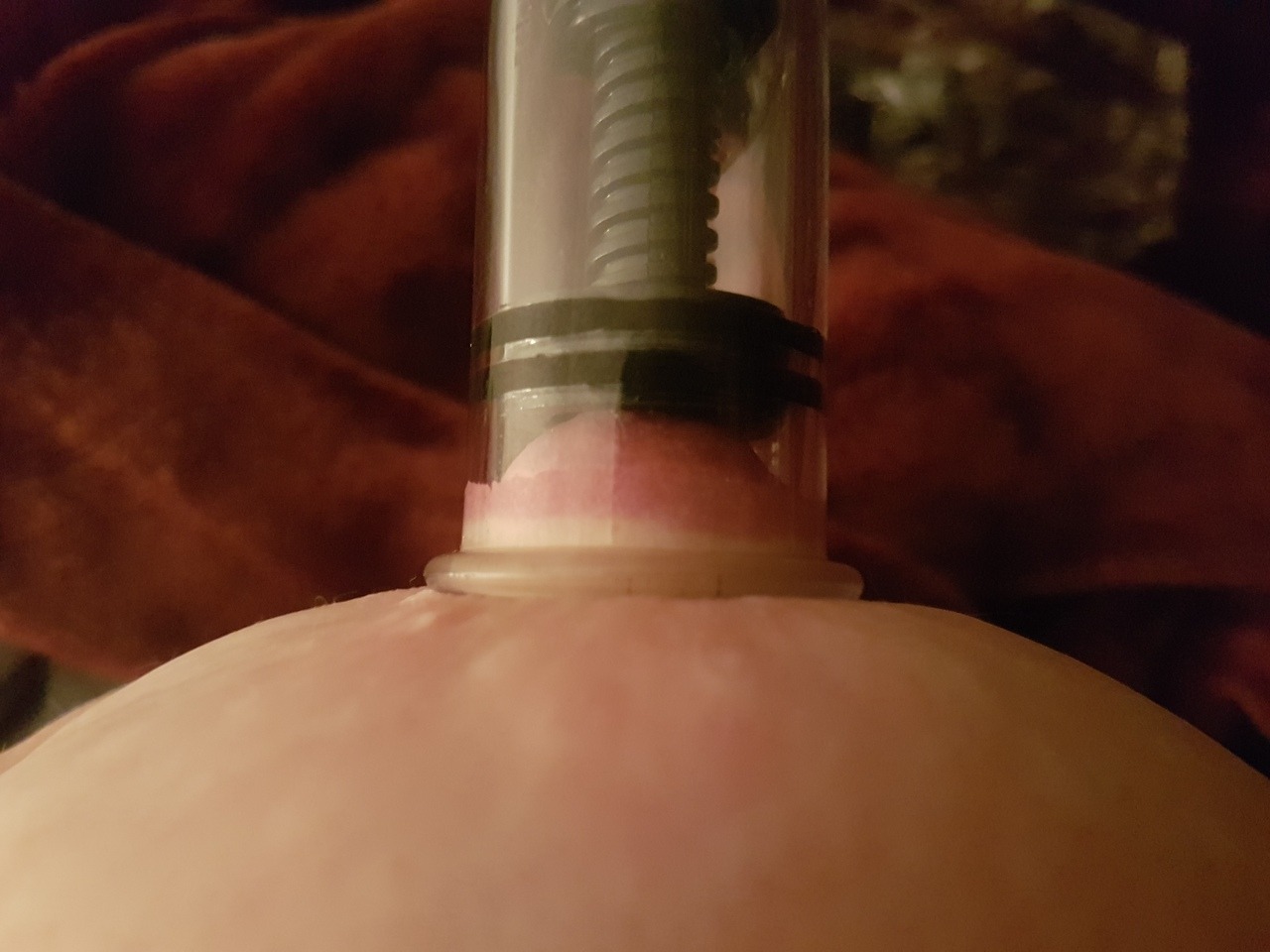 diepanzerfaust:  Slave T showing master the new discomfort devices. Her opinion….“they