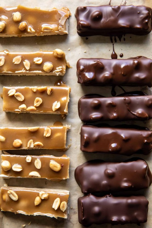 tinykitchenvegan:Homemade Vegan Snickers