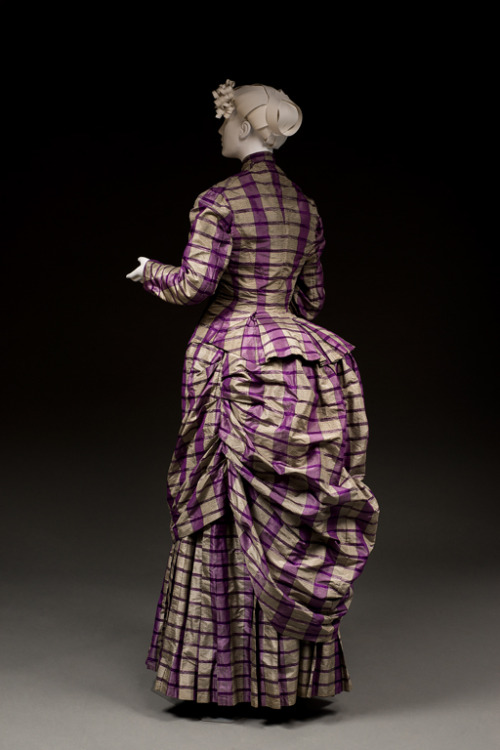 Day dress ca. 1885From the Five Colleges and Historic Deerfield Museum Consortium