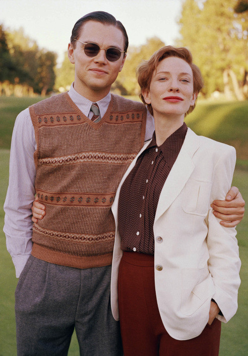 samuraial:Leonardo DiCaprio and Cate Blanchett on the set of The Aviator 