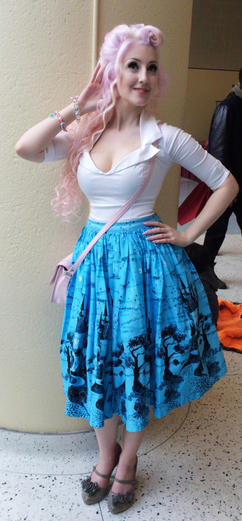 arseniccupcakes: albinwonderland:  my outfit from Toronto Comic Con yesterday!  my outfit was supposed to be a little cinderella inspired, hence the silver shoes 😉 I even listened to the Cinderella soundtrack while I got ready ✨ blouse and skirt