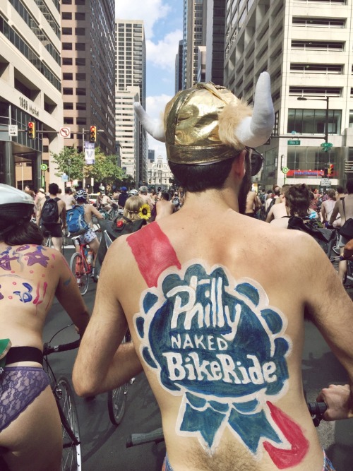 bebrodie:Philly Naked Bike Ride.