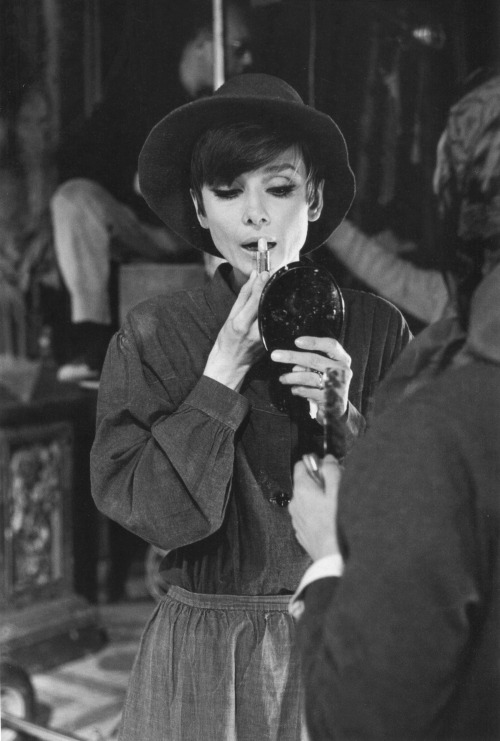Audrey Hepburn photographed by Terry O’Neill on the set of How to Steal a Million (1966)