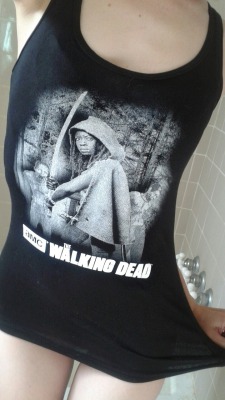 cherrybombkisses:  badass walking dead shirt