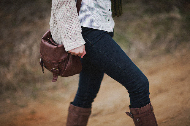 blanketsandteablog:  Sara by Dylan H0well 