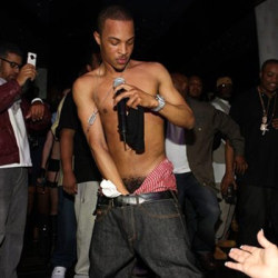 nakedcelebrity:  T.I pubes showing