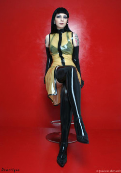 shiny-passions: Latex 