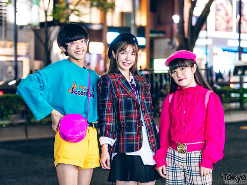 Japanese high school students Soso (left) and Miori (right) along with Miori’s mom Miwa on the