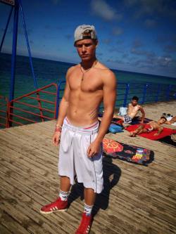 ksufraternitybrother:  KSU-Frat Guy: Over 82,000 followers and 56,000 posts.Follow me at: ksufraternitybrother.tumblr.com