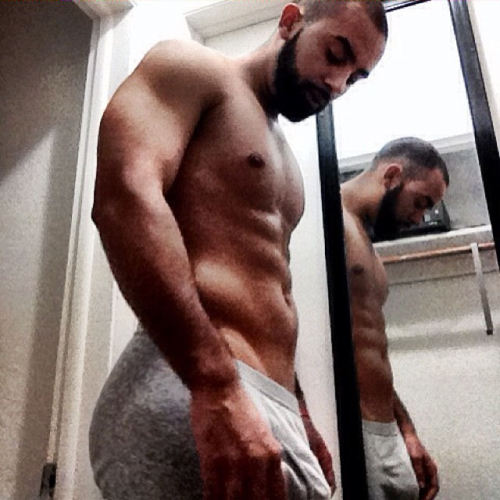 barecave:  goodbussy:  Sexy ass  .. 