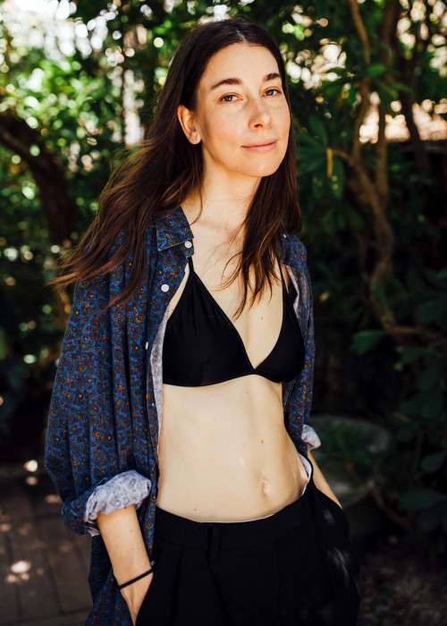 DANIELLE, ALANA & ESTE HAIMPhotographed by Jenny Abrams for Soho House, May 2022