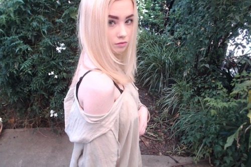 kawaiiicumshott: I wanna live in a forest Follow my instagram xx 