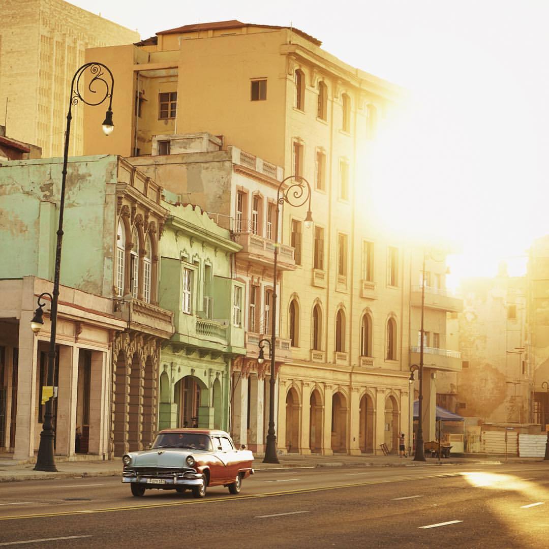 nythroughthelens:
“ Cuba, Malecón, Havana
”