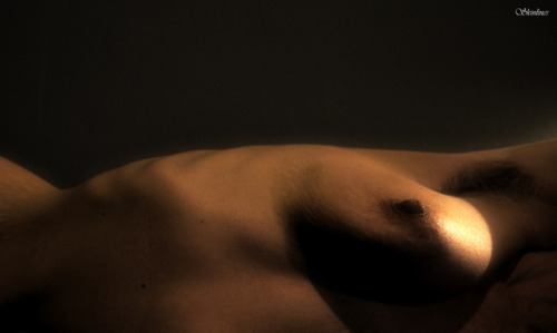 skinlines:  © Skinlines 2017