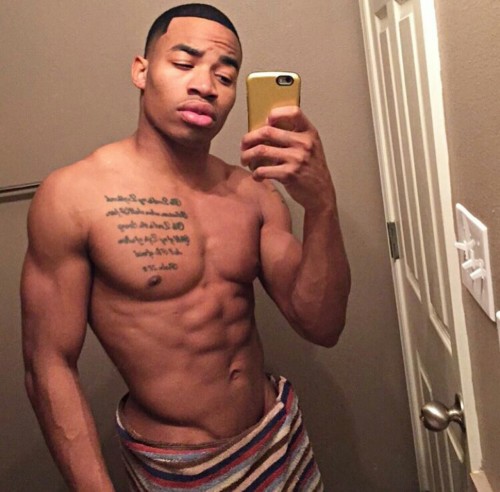 guys-xposed:  Devonte💦🍆