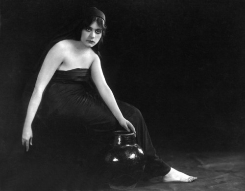 vampsandflappers:The Queen of the Vampires: Theda Bara in promotional photos for the lost 1915 silen