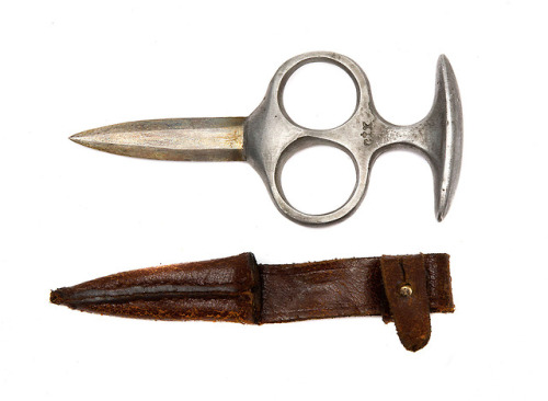 peashooter85:Rare British Special Operations Executive push dagger, World War II.from Helios Auction