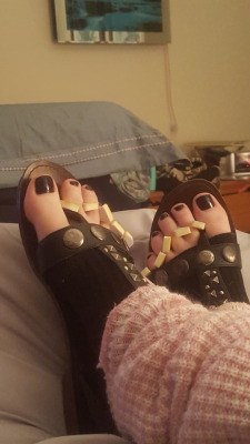 karathefootgoddess:  Fresh pedi!