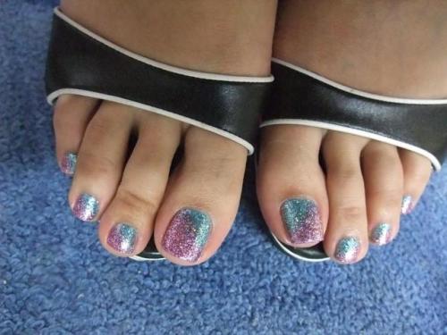 Twitter Webfinds - Source: @pedicure_bot