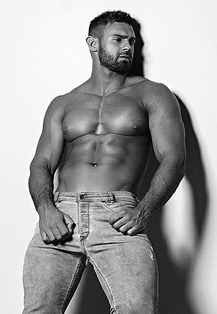 chappedone:  Woof!!!