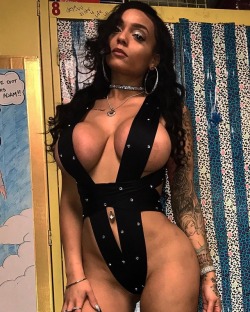 stripper-locker-room:  https://www.instagram.com/barbie.hbic/