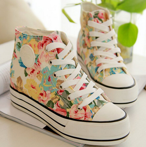 sedirktive:✣ Floral Canvas Sneakers ✣use the promo code galactic at checkout for 10% off your f