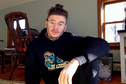 coolben94:my first selfies on my new macbook !