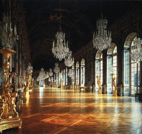 gothgirlsgotogivenchy:  Hall of Mirrors, Palace of Versailles 