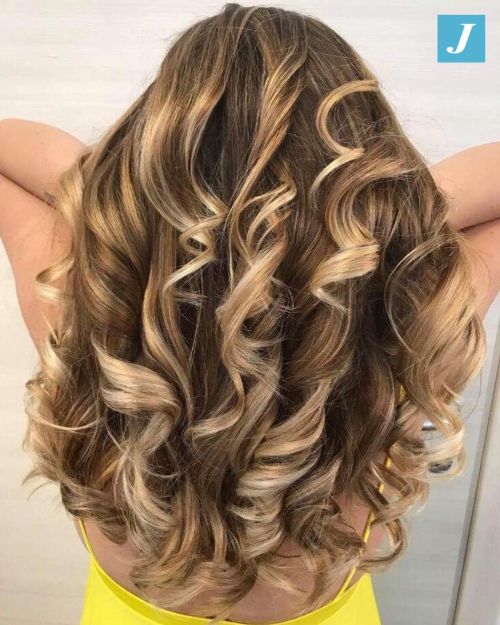 Blond queen.⠀⠀⠀⠀⠀⠀⠀⠀⠀ ⠀⠀⠀⠀⠀⠀⠀⠀⠀⠀ #lovehair #hairlife #hairlove #hairdressing #hair #instahair #hairv