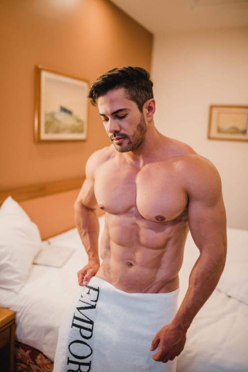 thehairymenhunter:Matheus Malta 2 of 2