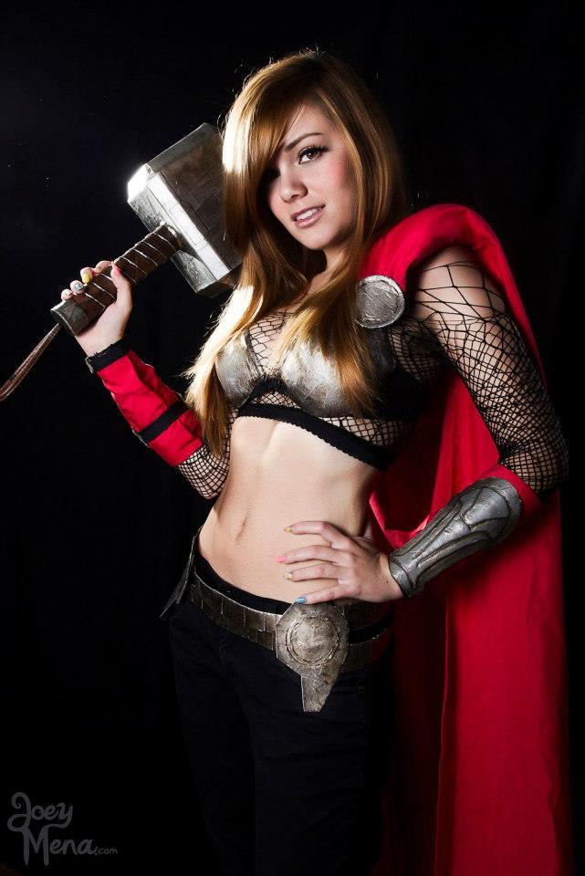 comicbookcosplay:  uxipara [facebook.com/uxipara] as Lady Thor Photography by joeymena.com