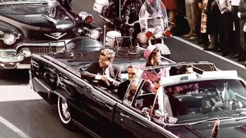 historicaltimes: John Fitzgerald Kennedy right before assassination, 22 November 1963. via reddit