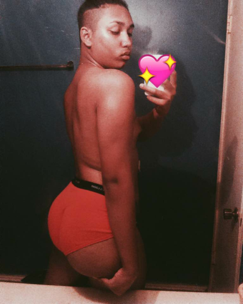 princeofallasses:  NEW SUBMISSION!   IG: @FKAchanel