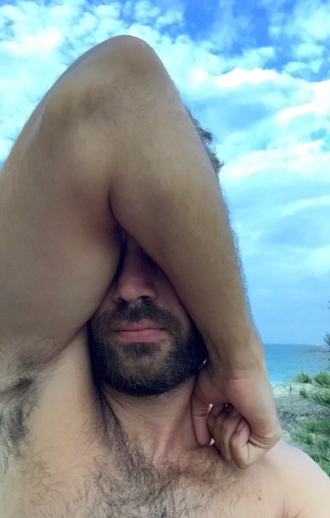 thecaribbeanking:  Instagram.com/christianbendek