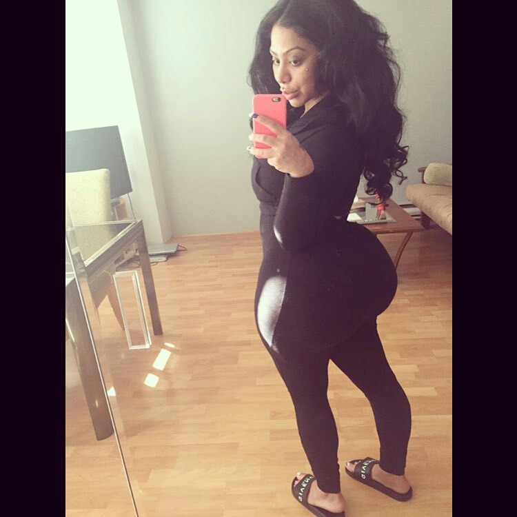 bigwhitebootys69:  @persianbaddiee follow her IG… I don’t care if Its fake or