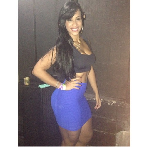 122393420:  Pryscila Silva