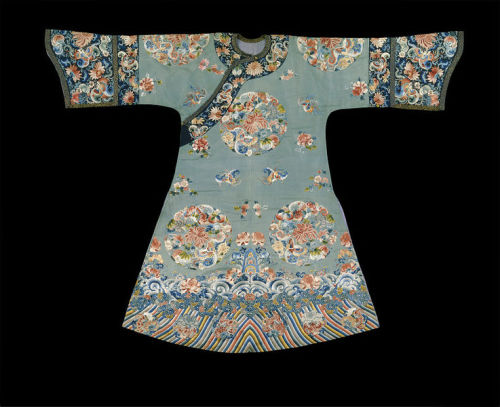 Jifu (Auspicious Robe)ca. 1821-1850ChinaV&amp;A MuseumSilk embroidery on twill weave silkSummary