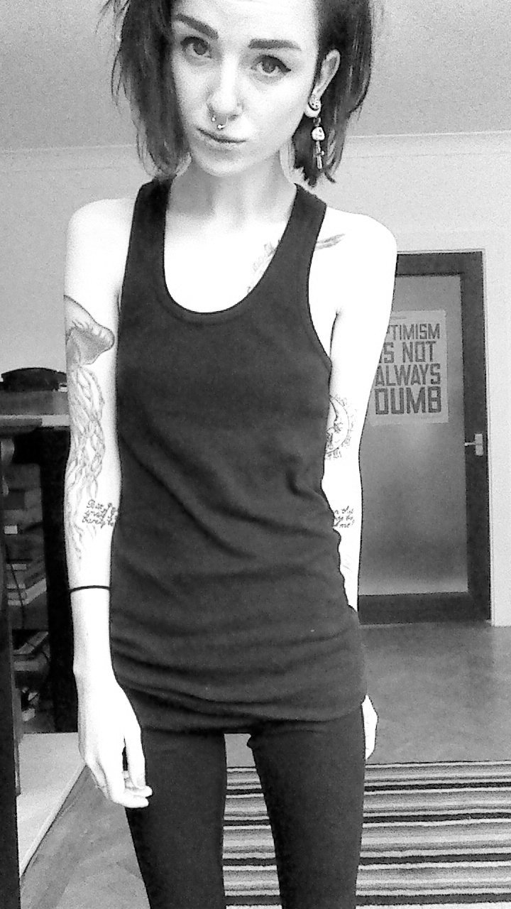 hancesolo:  World’s dullest outfit take 2 