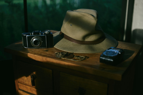 Pocket Noir. Perfect Art Deco compact folding viewfinder for silent street photography. Kodak F