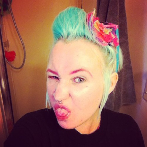 Yarrrrrr yoho yoho mofo! #bluehair #pinkeyebrows