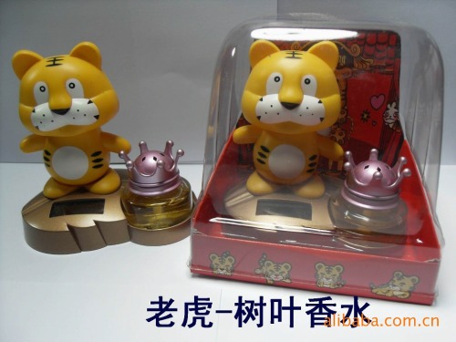 Some knockoff dancing solar toys that come with perfume.