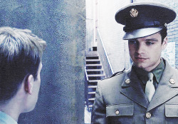 savingbucky:  #HE DOESN’T LOOK AT STEVE LIKE STEVE IS THE UNIVERSE OR ANYTHING #NOPE #NOT AT ALL  