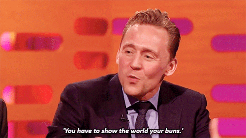 fromhiddleswithlove: Tom Hiddleston talking about Crimson Peak on the Graham Norton Show. Much&iacut