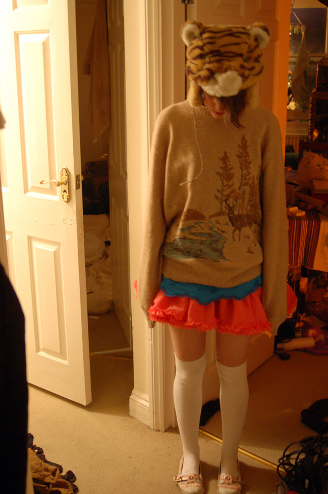 kagurazakaundergroundresistance:  gkojax:  jinakanishi:  jazmine (via Rectangular