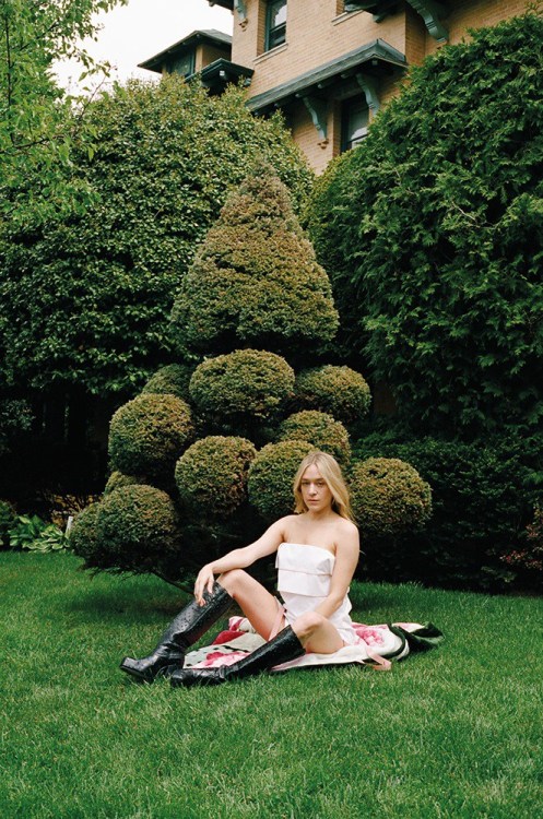 Chloë Sevigny by Amber Byrne Mahoney for PUSS PUSS issue 4.